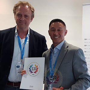 Memjet CMO, Kevin Shimamoto Accepts EDP Award